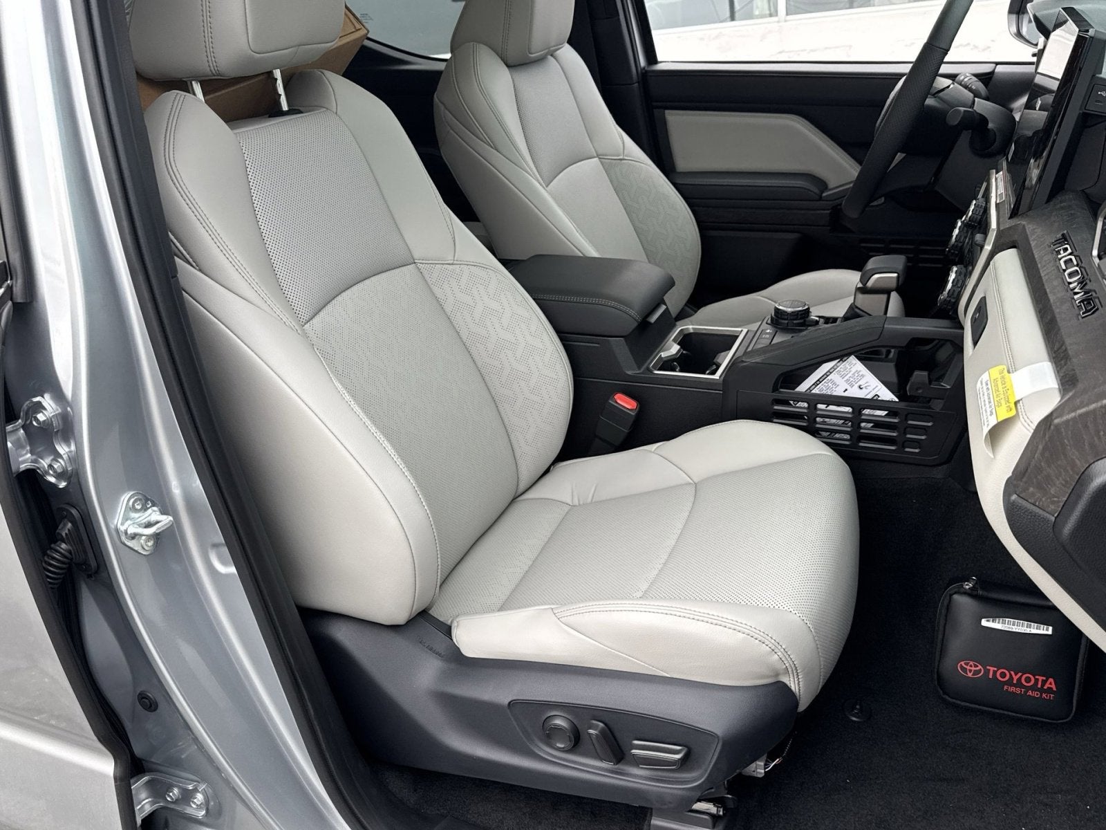 2025 Toyota Tacoma Hybrid Limited