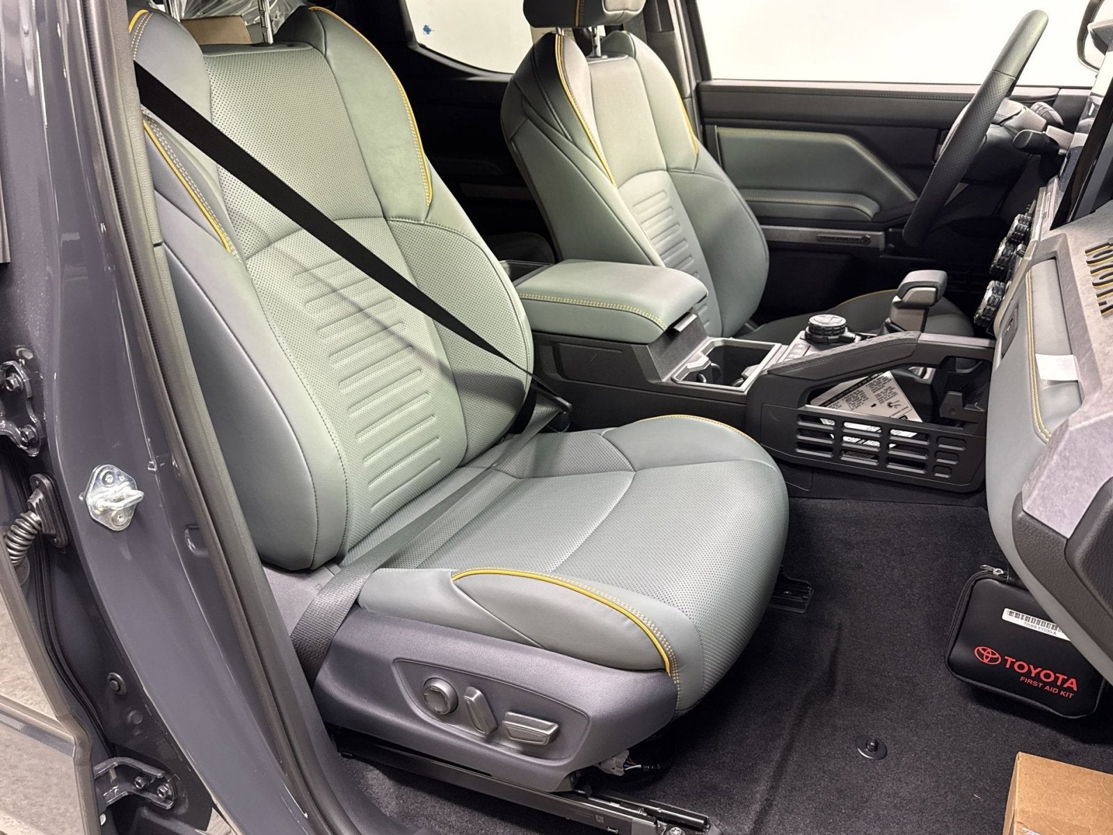 2026 Toyota Tacoma Hybrid Trailhunter