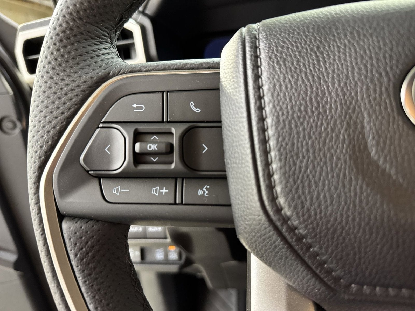 2026 Toyota Tacoma Hybrid Trailhunter