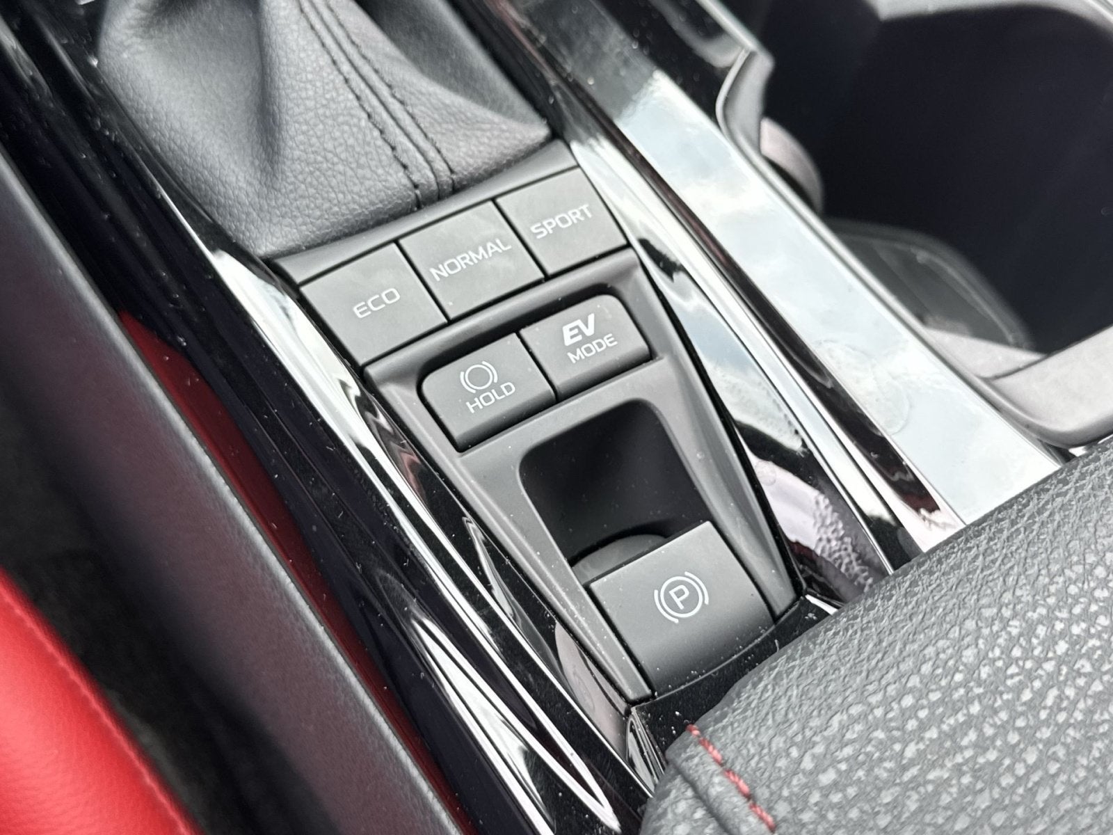 2026 Toyota Camry XSE - Photo 40