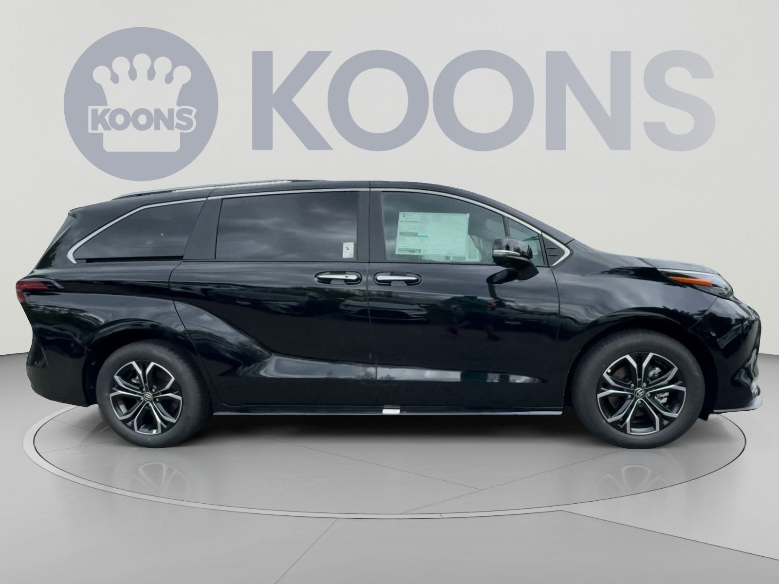2026 Toyota Sienna Platinum