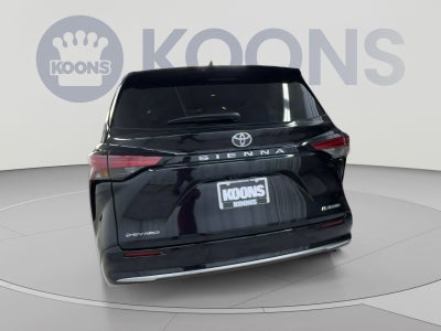 2026 Toyota Sienna Platinum