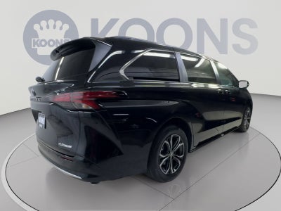 2026 Toyota Sienna Platinum