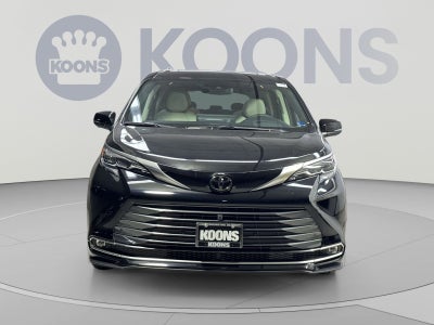 2026 Toyota Sienna Platinum