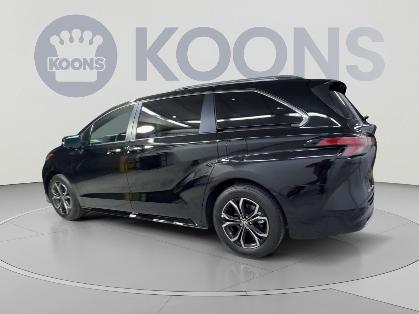 2026 Toyota Sienna Platinum