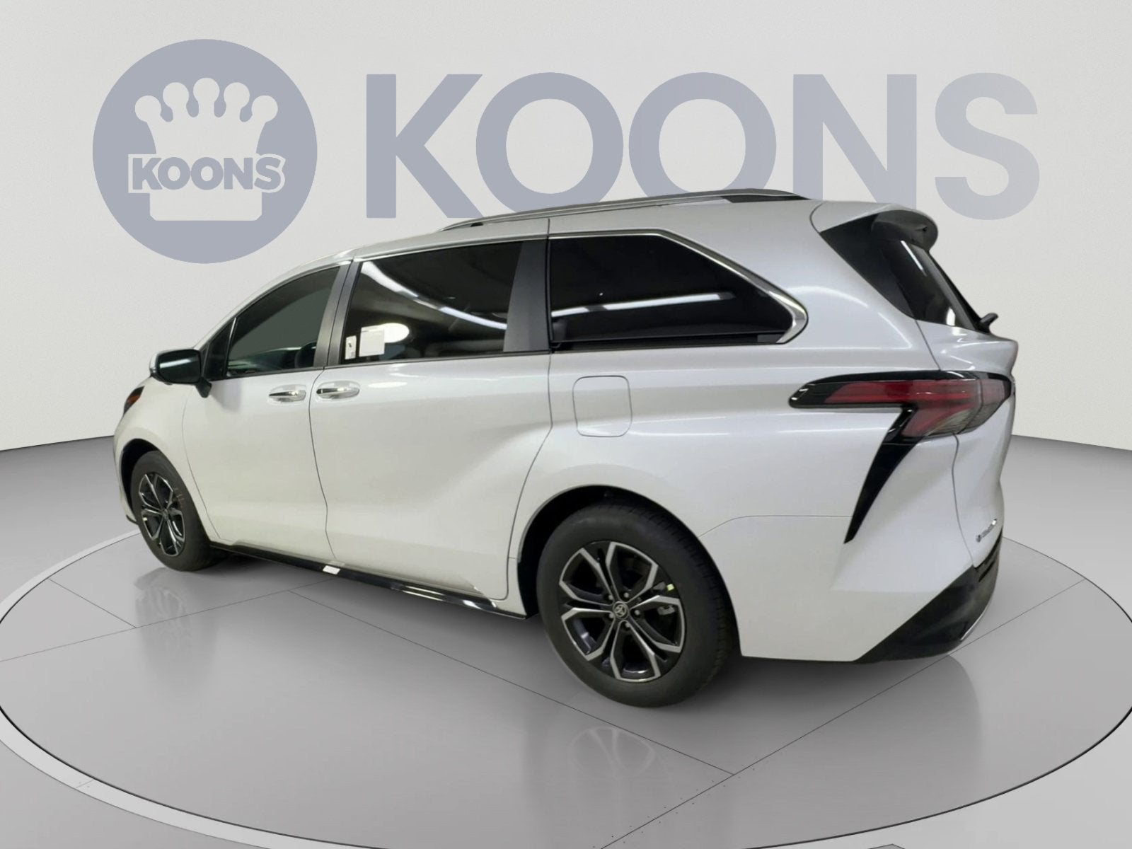 2026 Toyota Sienna Platinum