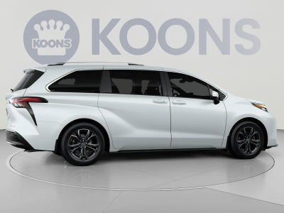 2026 Toyota Sienna Platinum