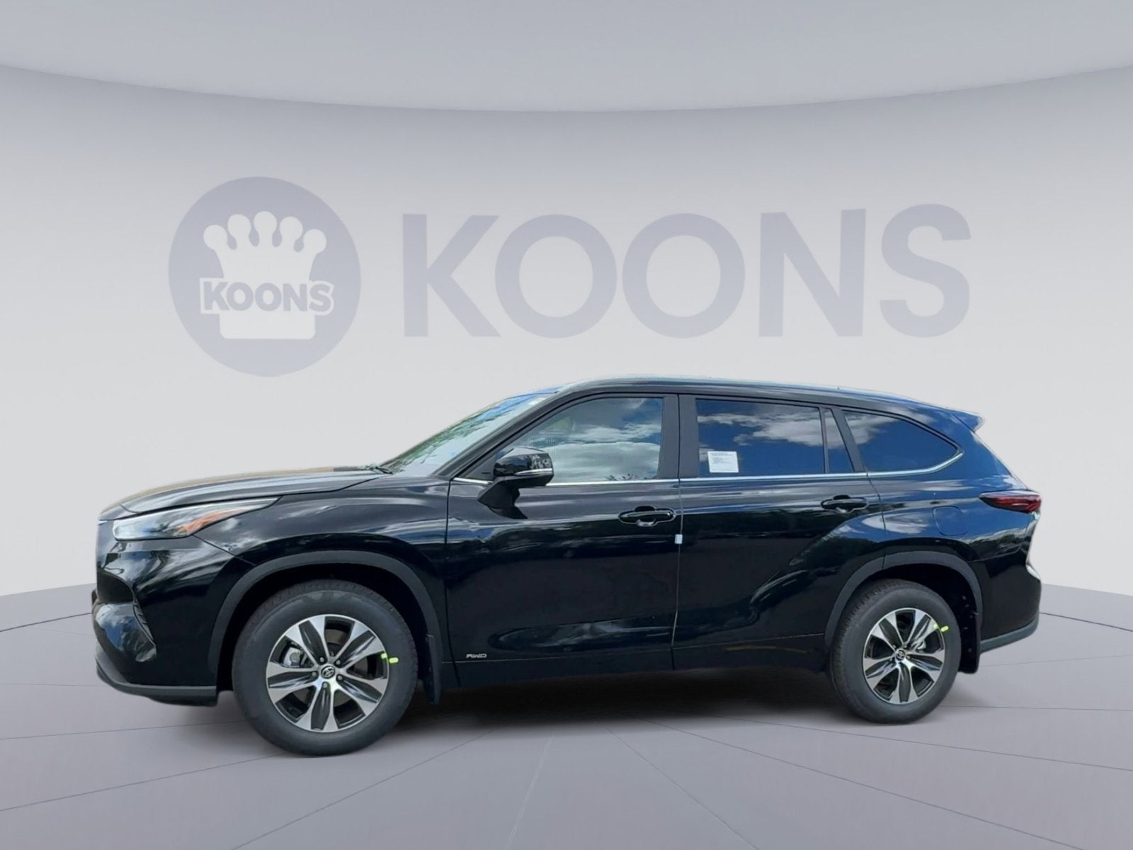 2026 Toyota Highlander Hybrid XLE