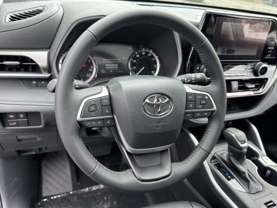 2026 Toyota Highlander XLE