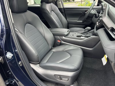 2026 Toyota Highlander XLE