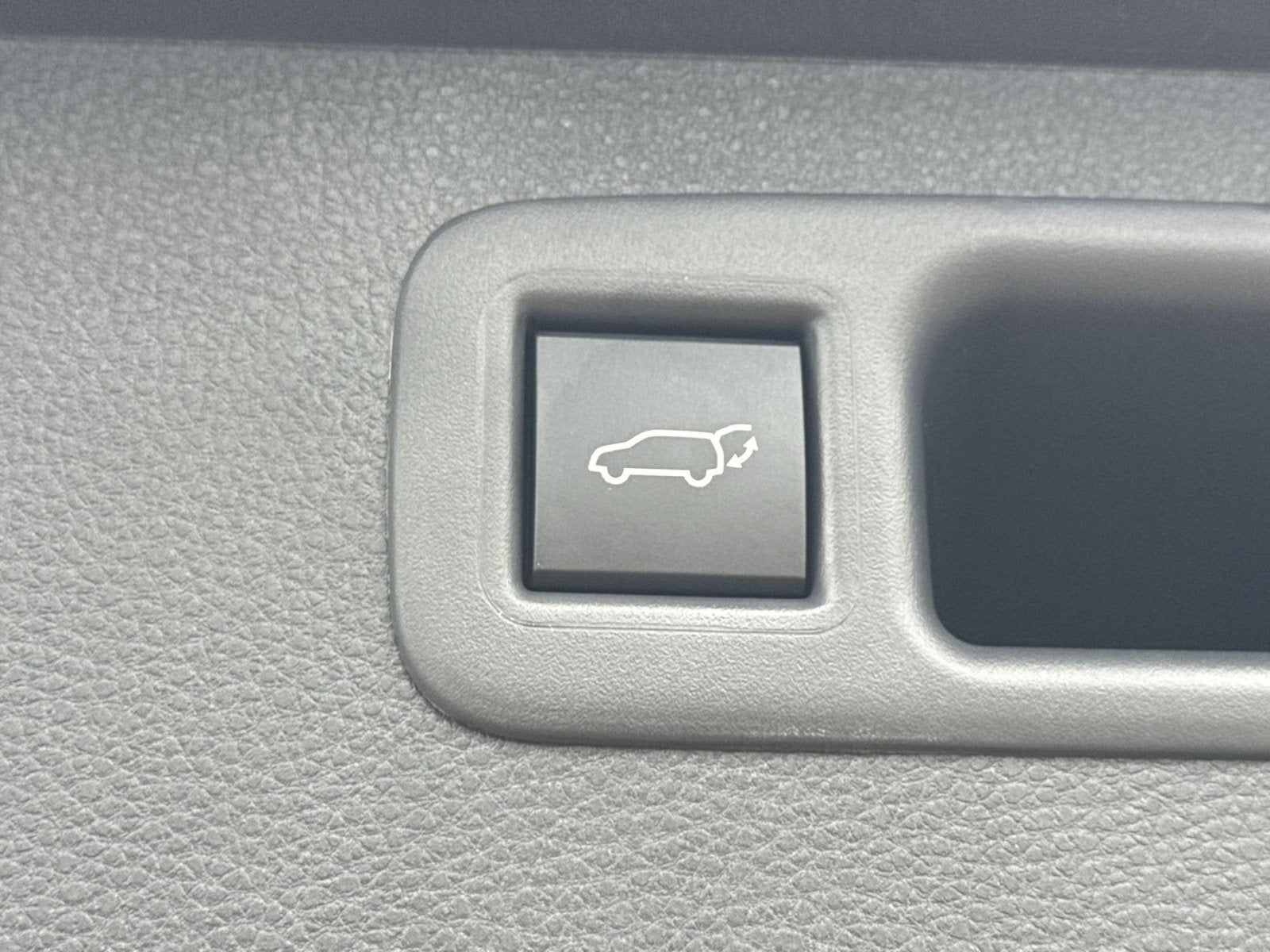 2026 Toyota Highlander XSE