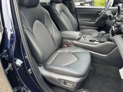2026 Toyota Highlander XSE