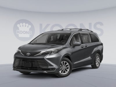 2026 Toyota Sienna LE