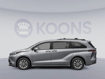 2026 Toyota Sienna LE