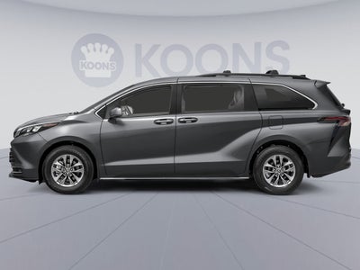 2026 Toyota Sienna LE