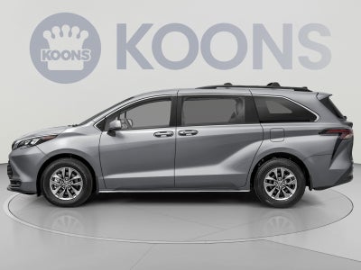 2026 Toyota Sienna LE