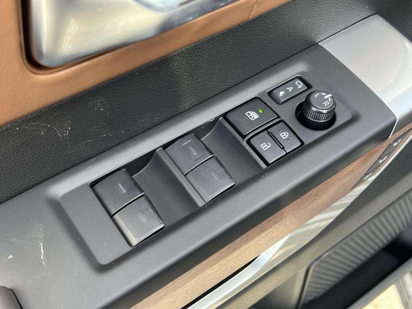 2025 Toyota Tundra Hybrid 1794 Edition