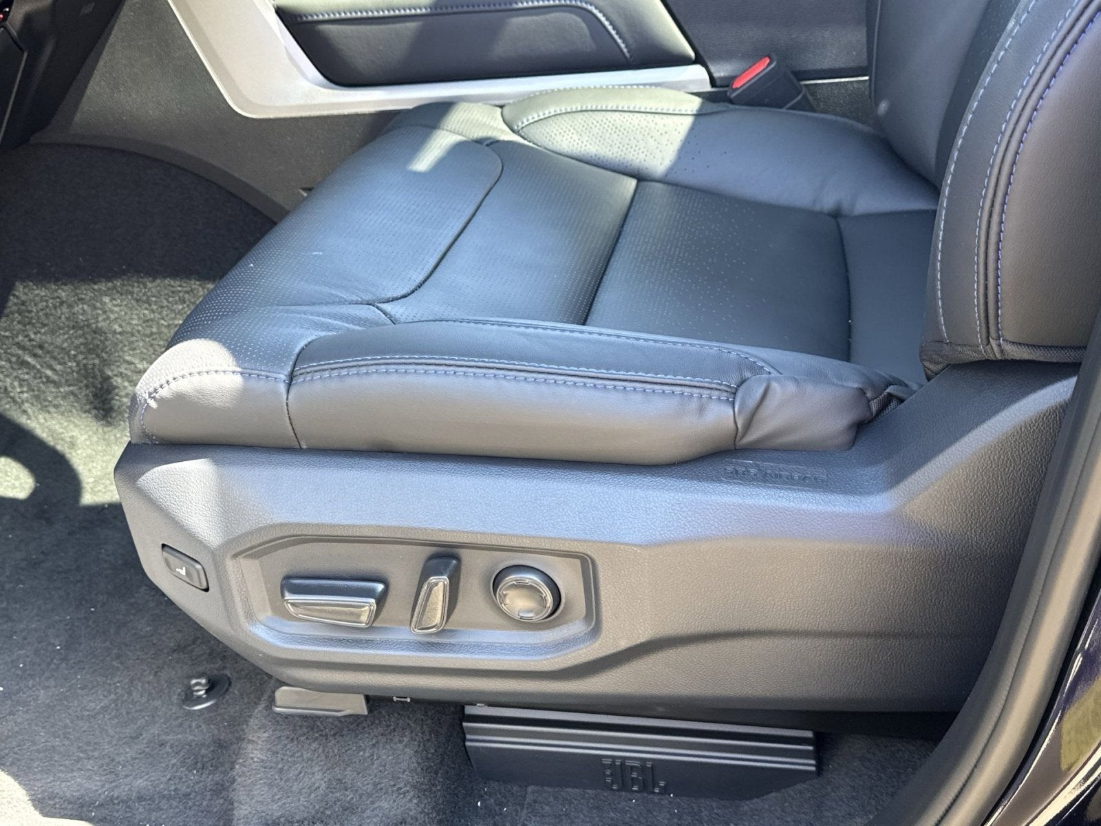 2026 Toyota Tundra Hybrid Platinum