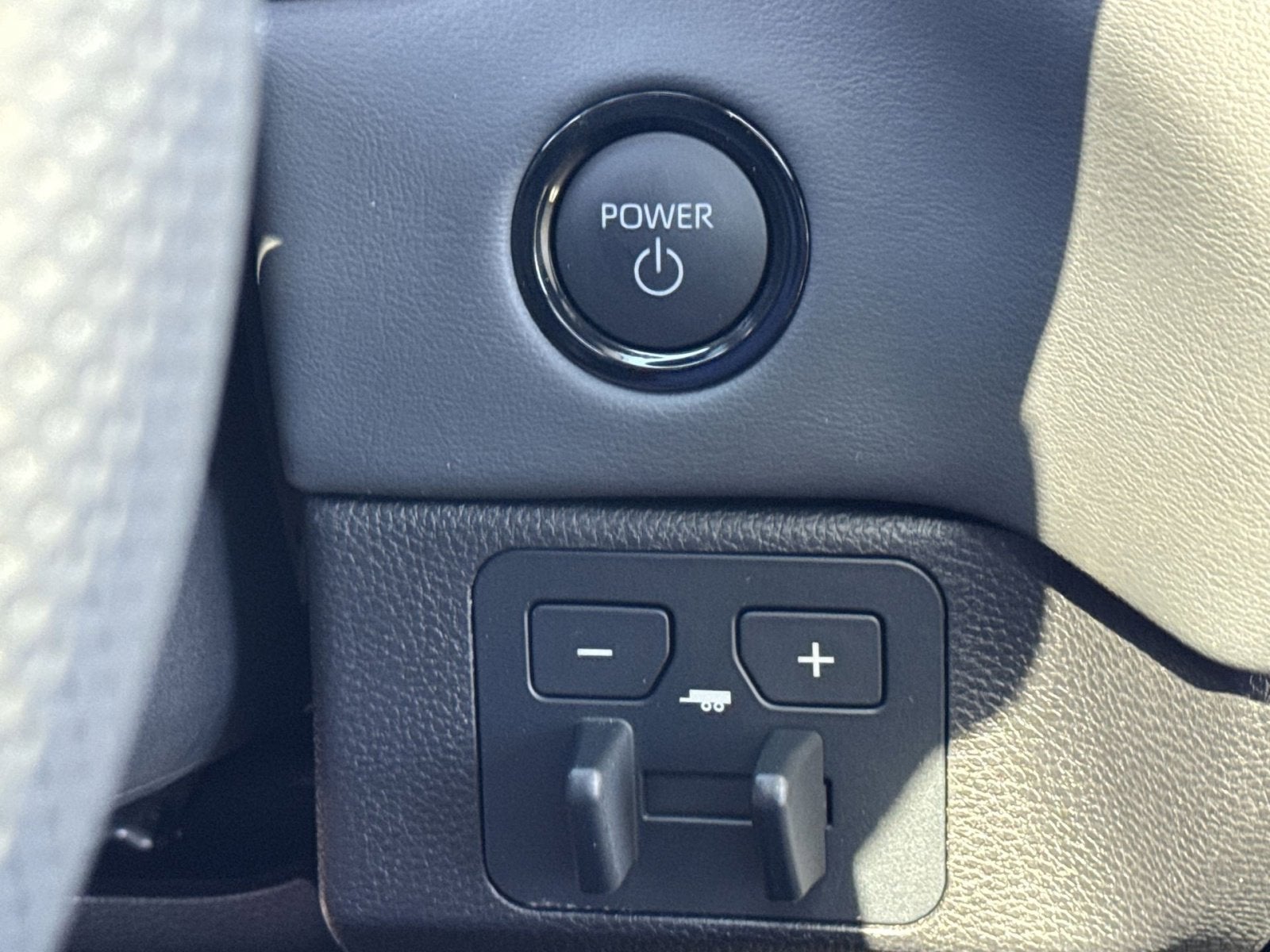 2026 Toyota Tundra Hybrid Platinum