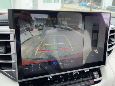 2025 Toyota Tundra Hybrid Capstone