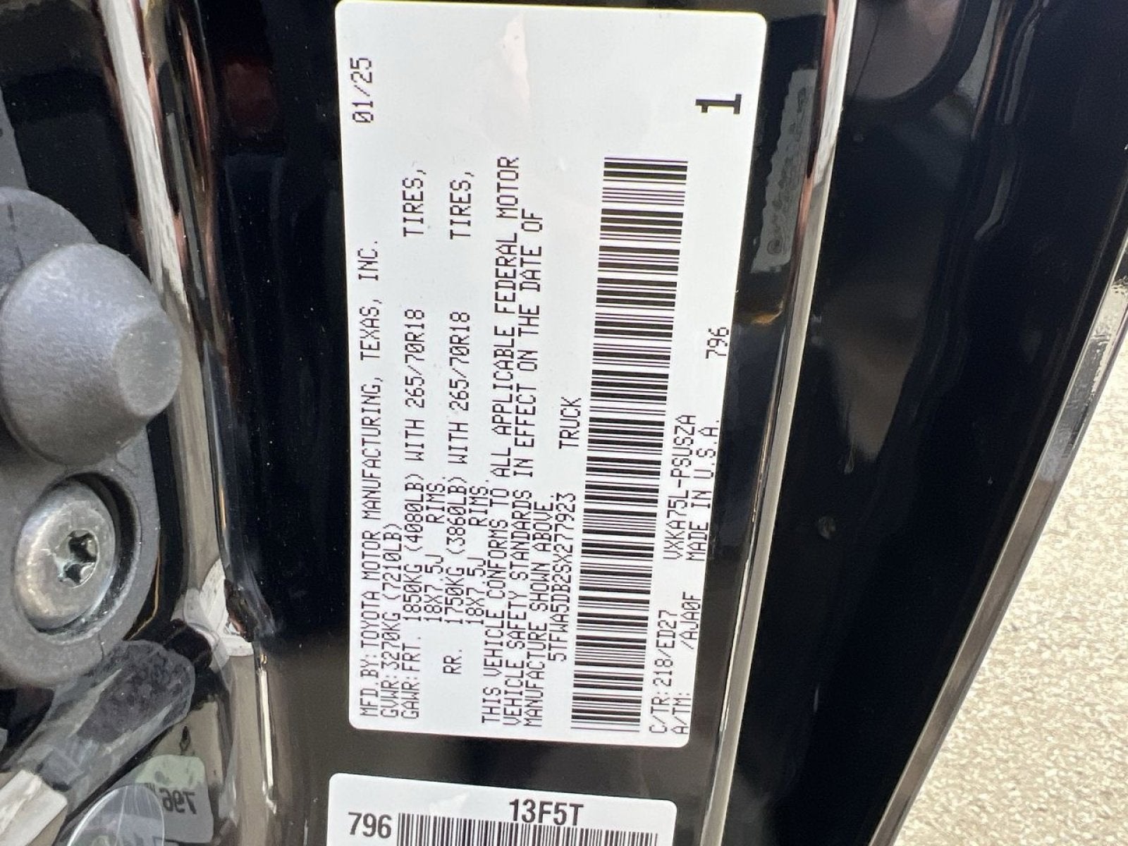 2025 Toyota Tundra SR5