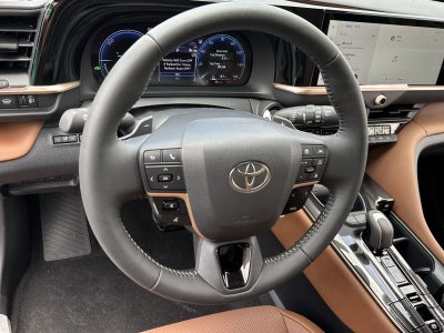 2026 Toyota Crown Signia XLE