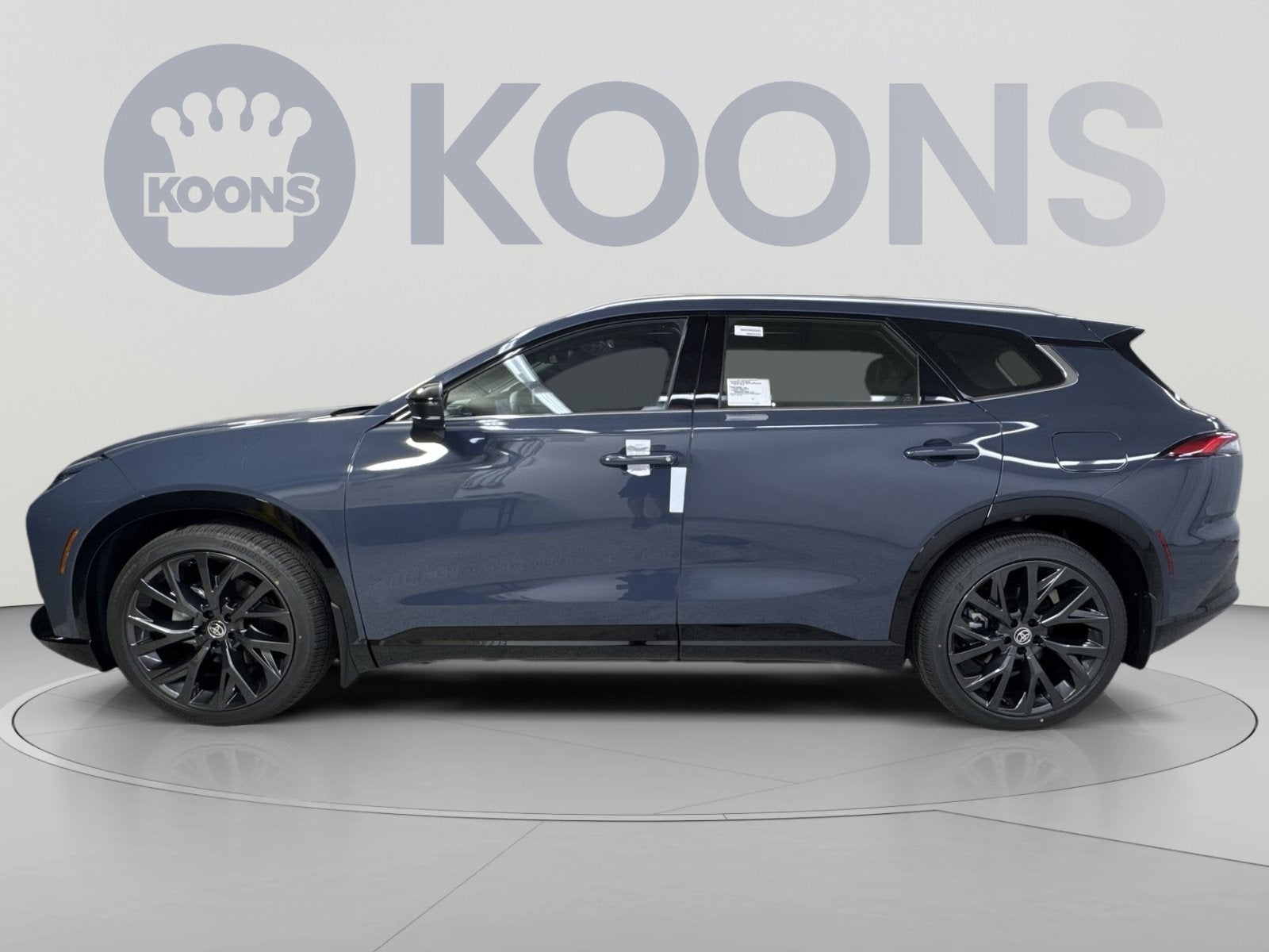 2026 Toyota Crown Signia XLE