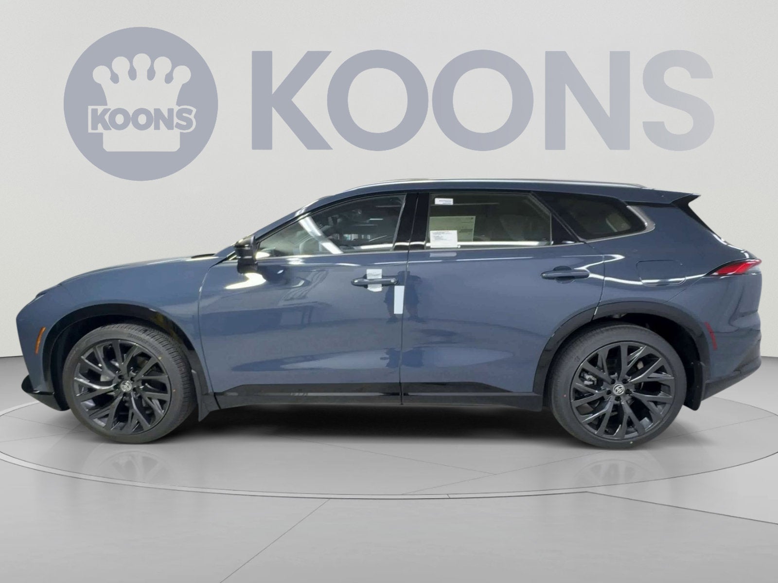 2026 Toyota Crown Signia XLE