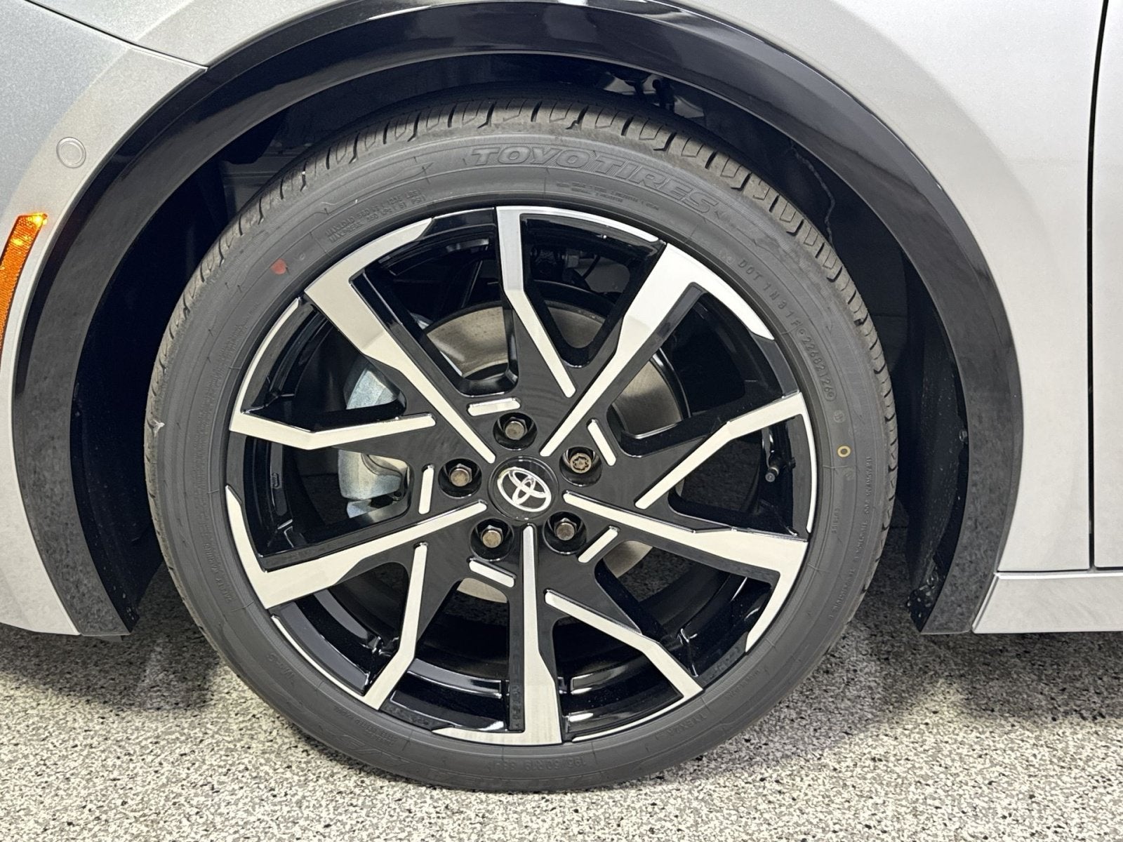 2027 Toyota Prius Plug-In Hybrid XSE Premium