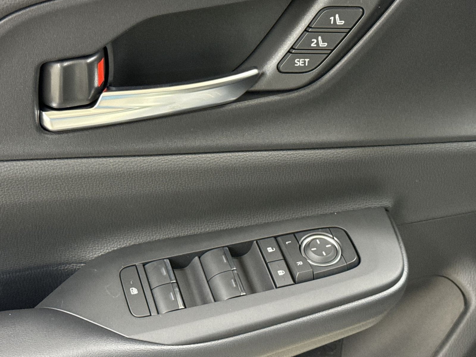 2027 Toyota Prius Plug-In Hybrid XSE Premium