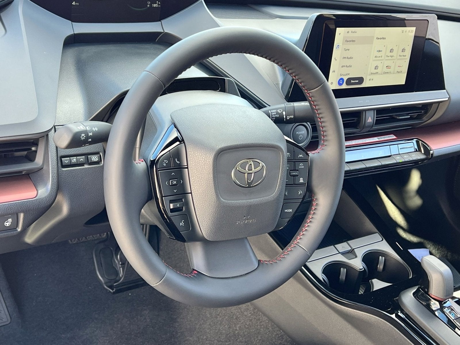 2026 Toyota Prius Plug-In Hybrid SE