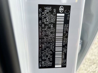 2026 Toyota Prius Plug-In Hybrid SE