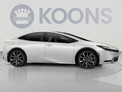 2027 Toyota Prius Plug-In Hybrid SE