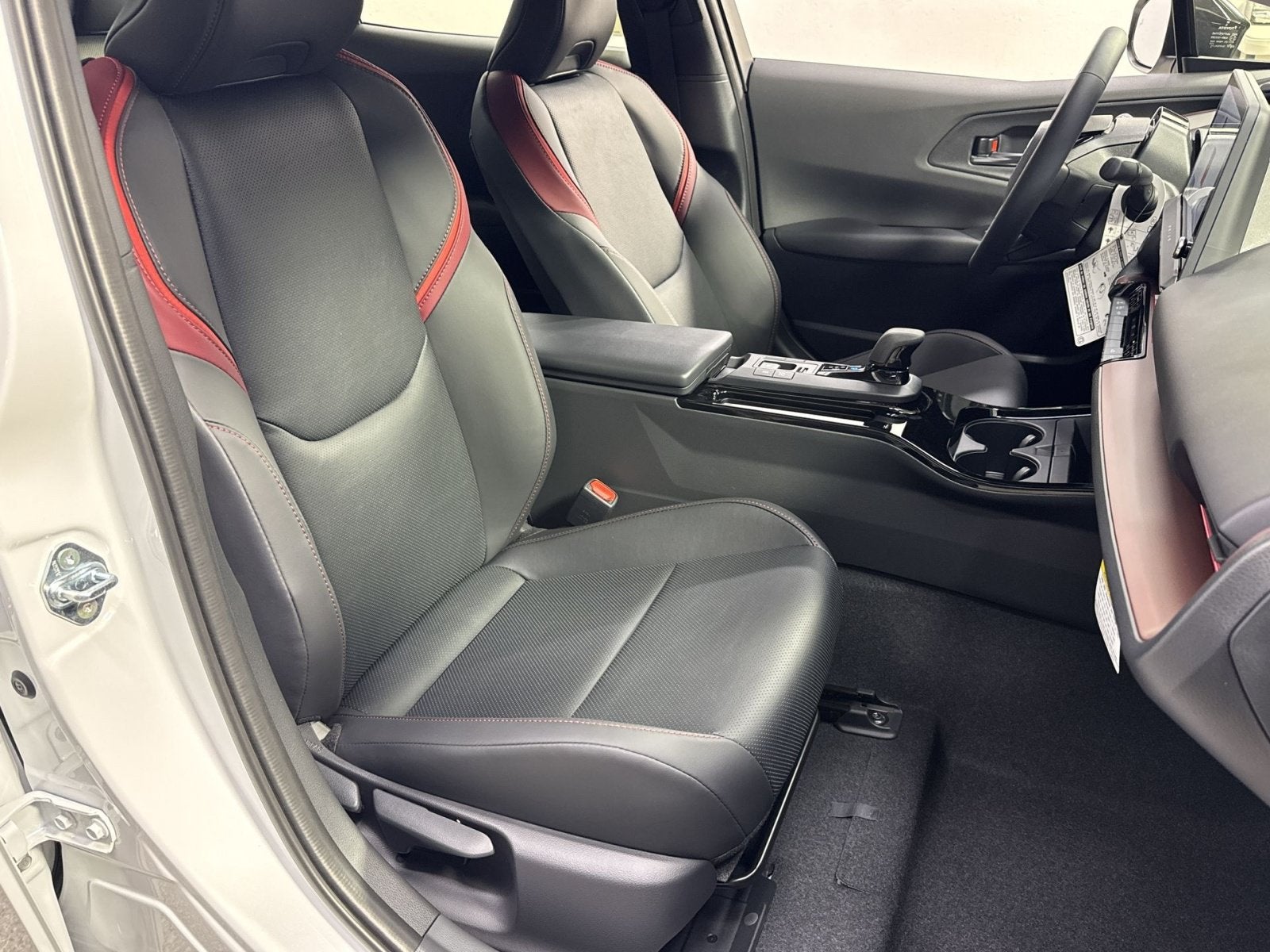 2027 Toyota Prius Plug-In Hybrid XSE Premium