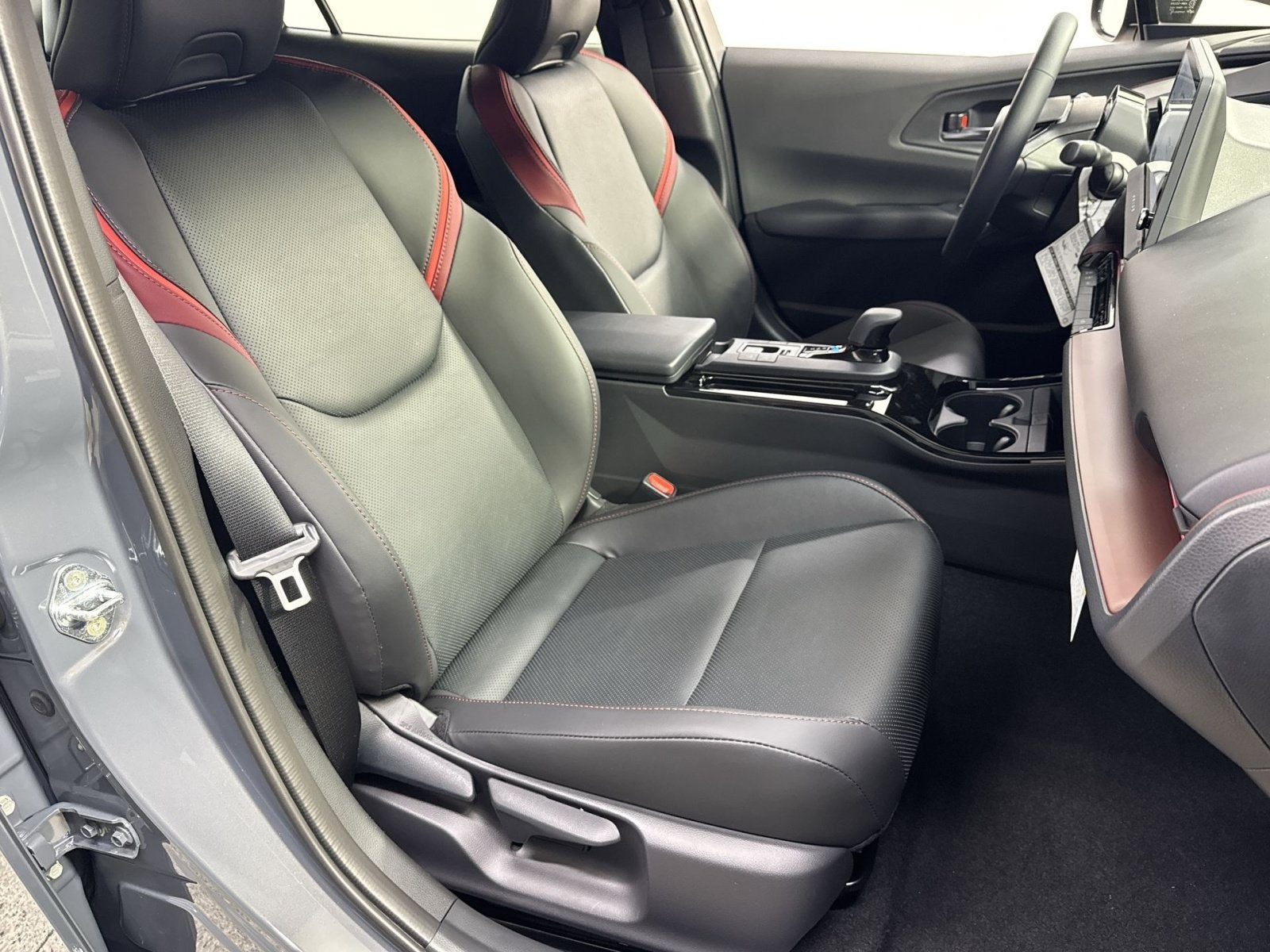 2027 Toyota Prius Plug-In Hybrid XSE Premium