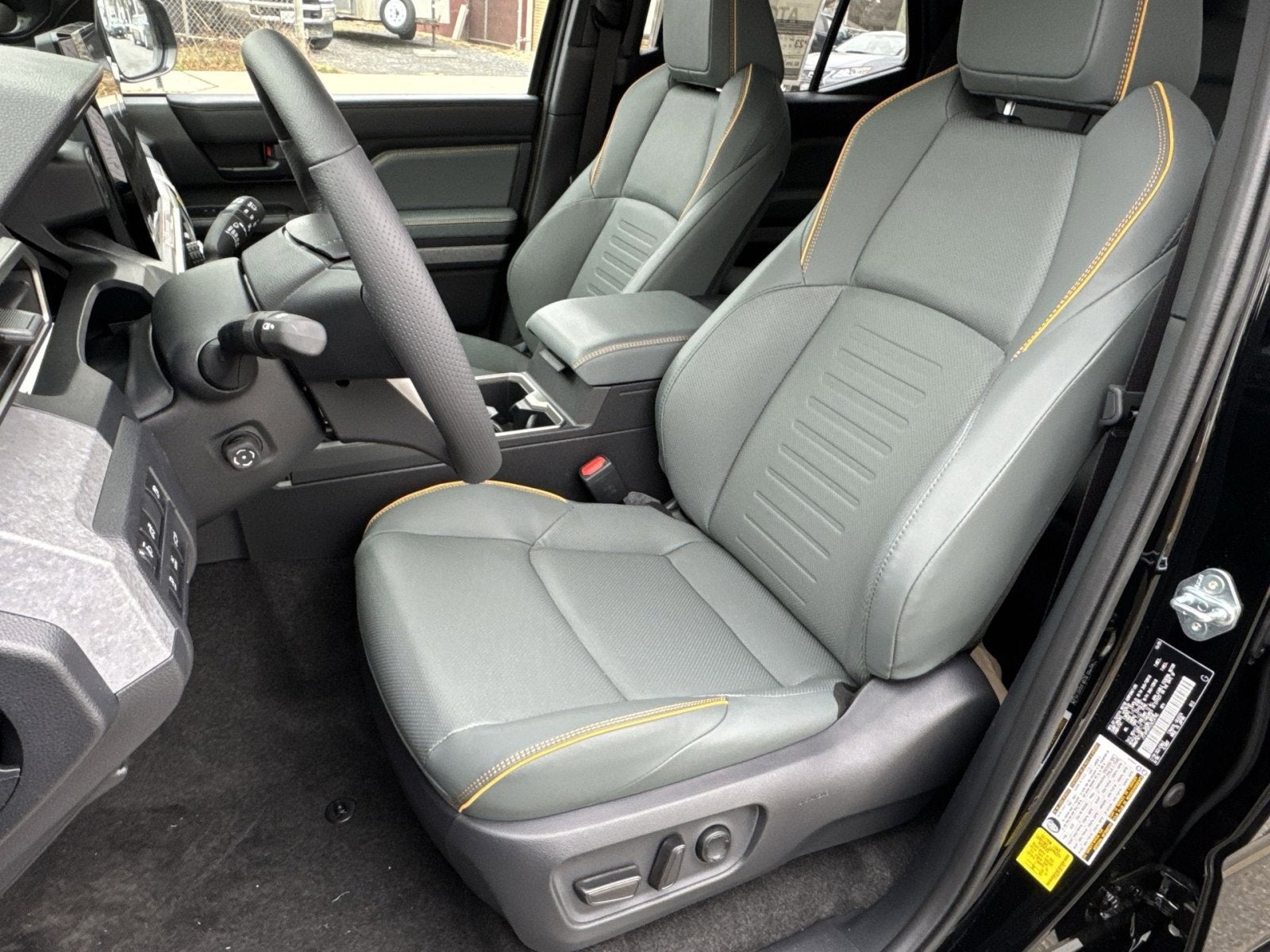 2025 Toyota 4Runner i-FORCE MAX Hybrid Trailhunter