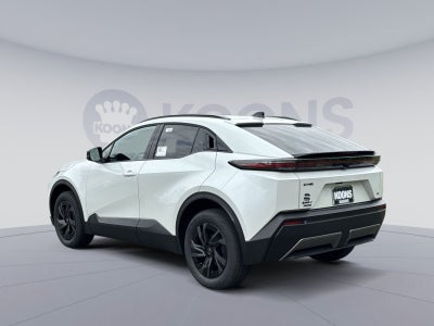 2026 Toyota C-HR SE