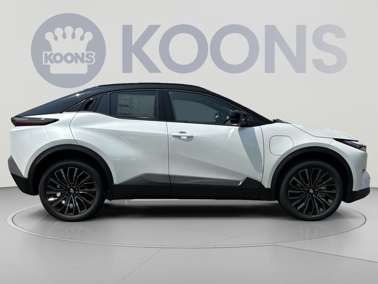 2026 Toyota C-HR XSE