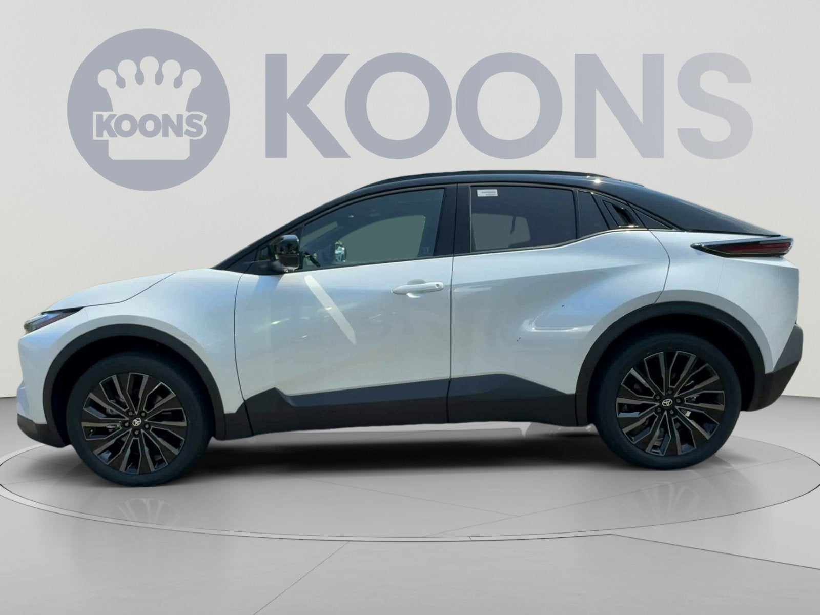 2026 Toyota C-HR XSE