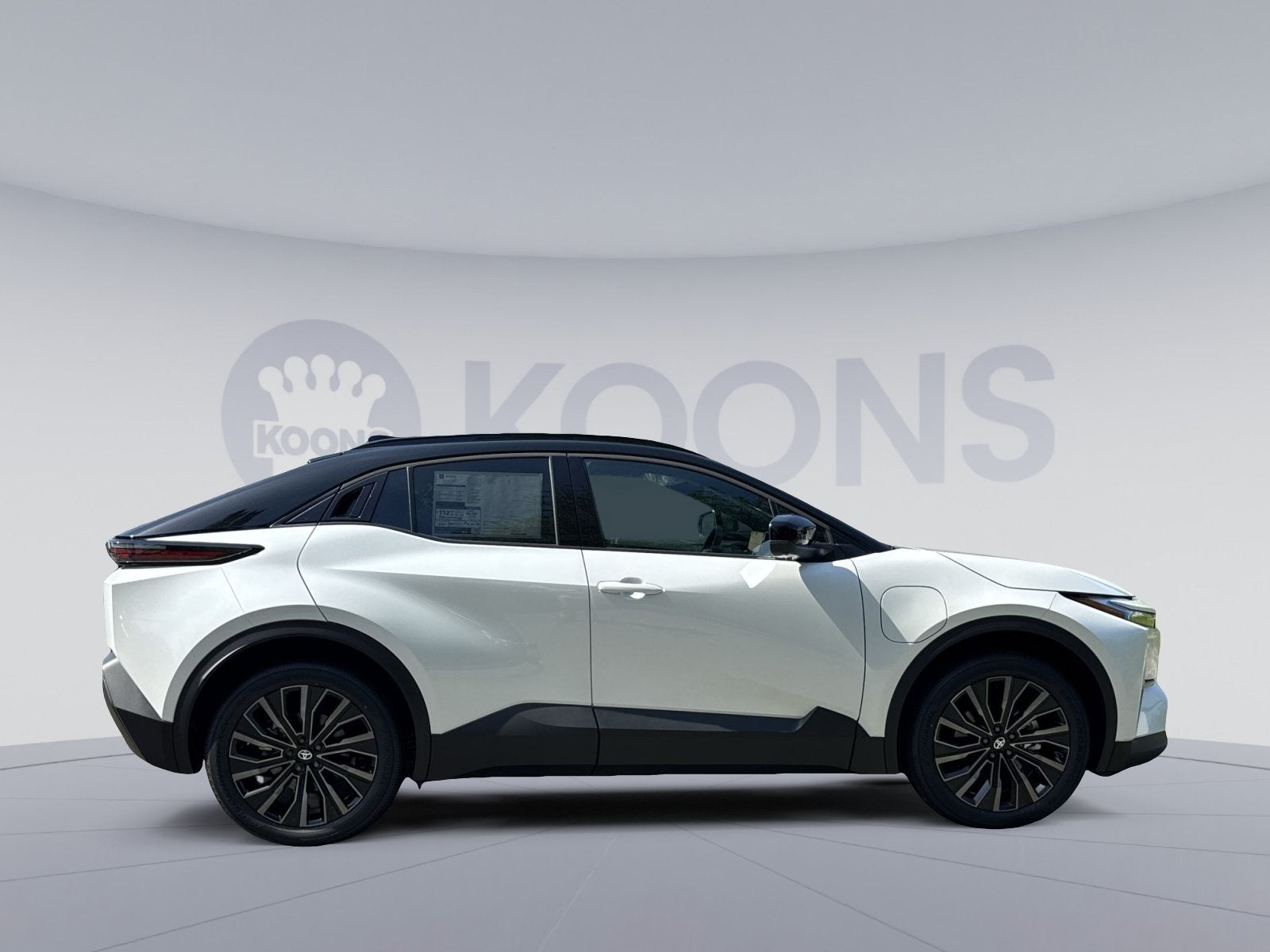 2026 Toyota C-HR XSE