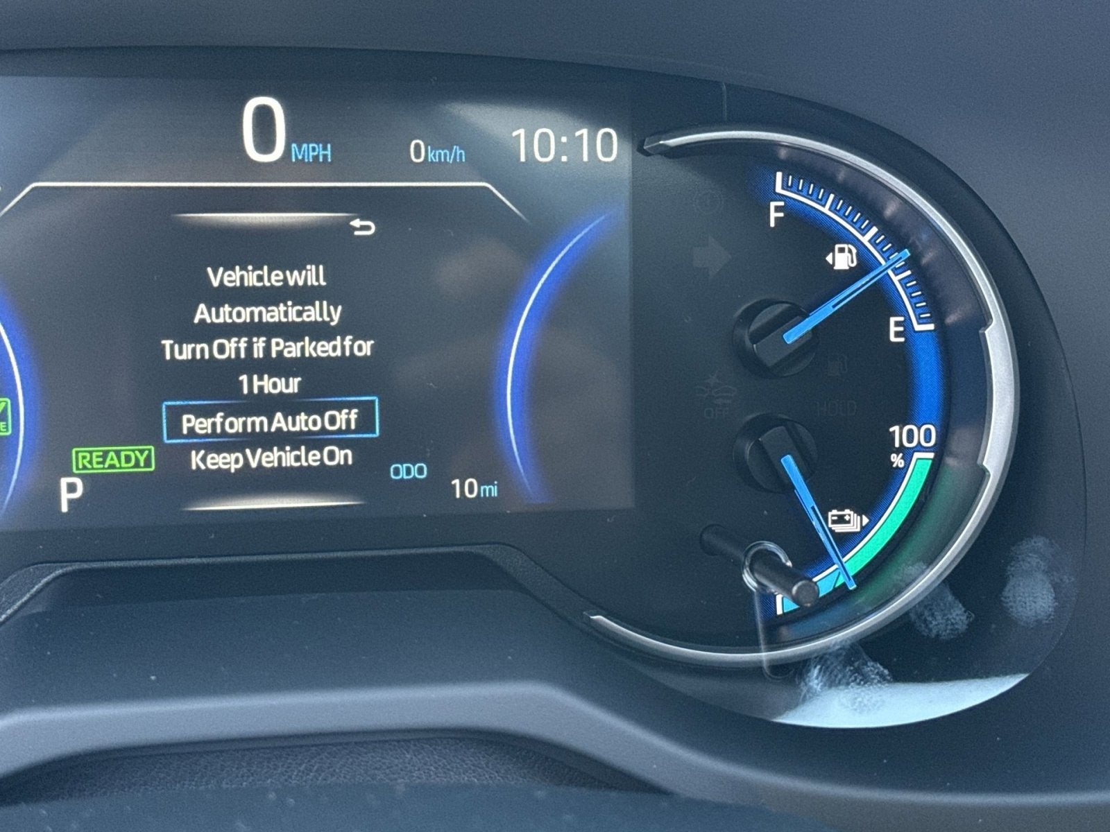 2025 Toyota RAV4 Plug-In Hybrid SE