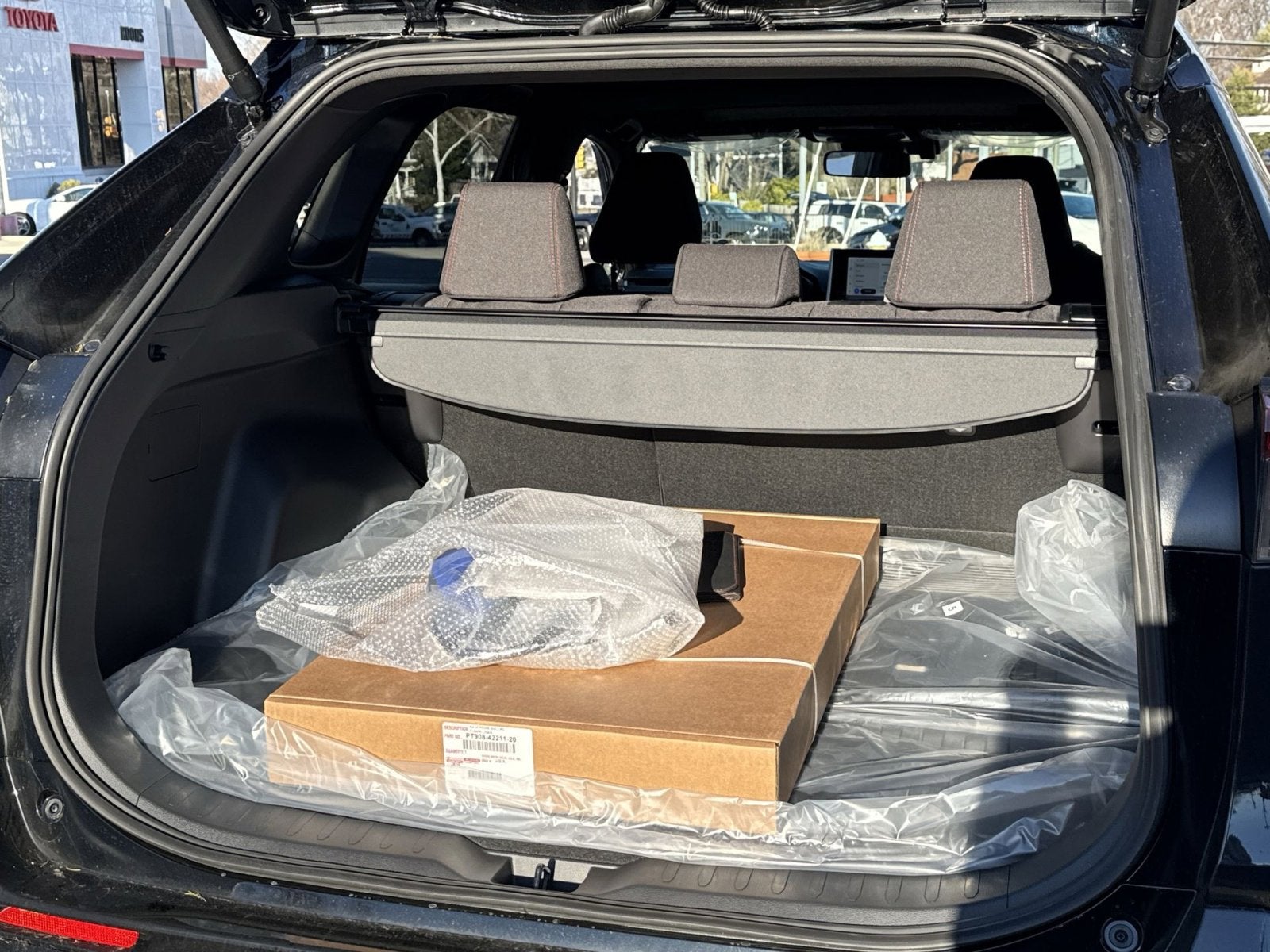 2025 Toyota RAV4 Plug-In Hybrid SE