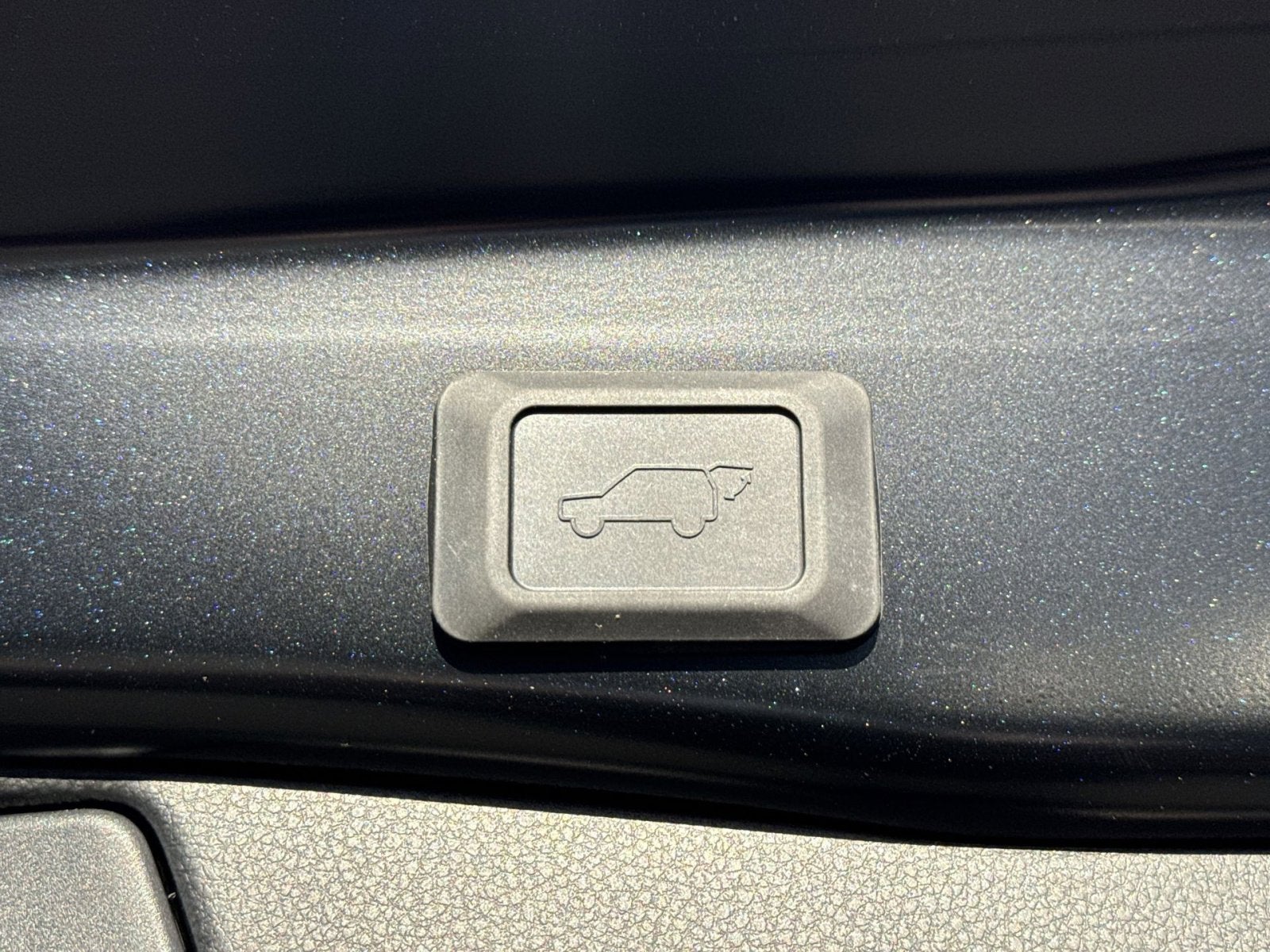 2025 Toyota RAV4 Plug-In Hybrid SE