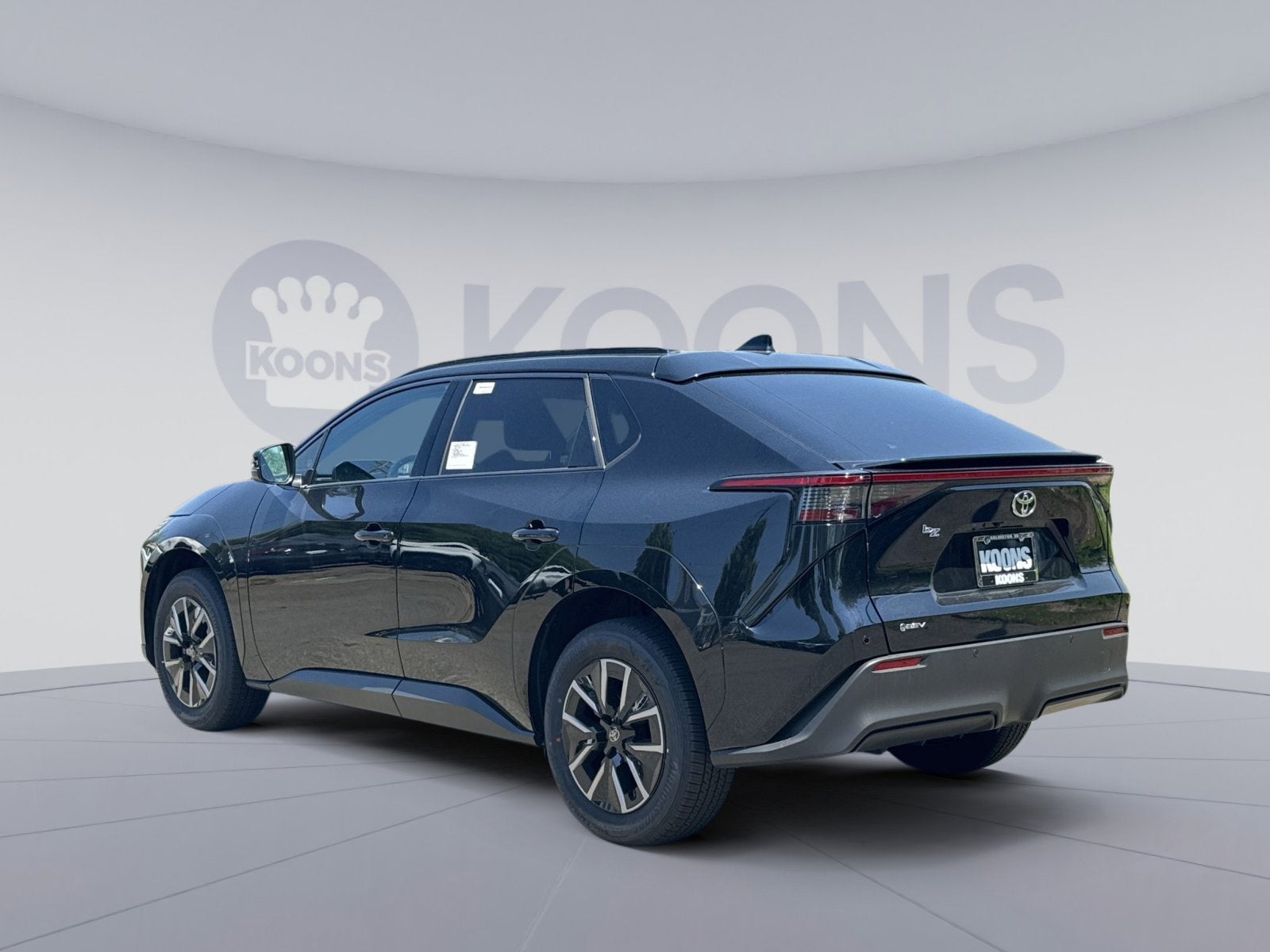 2026 Toyota bZ XLE Plus