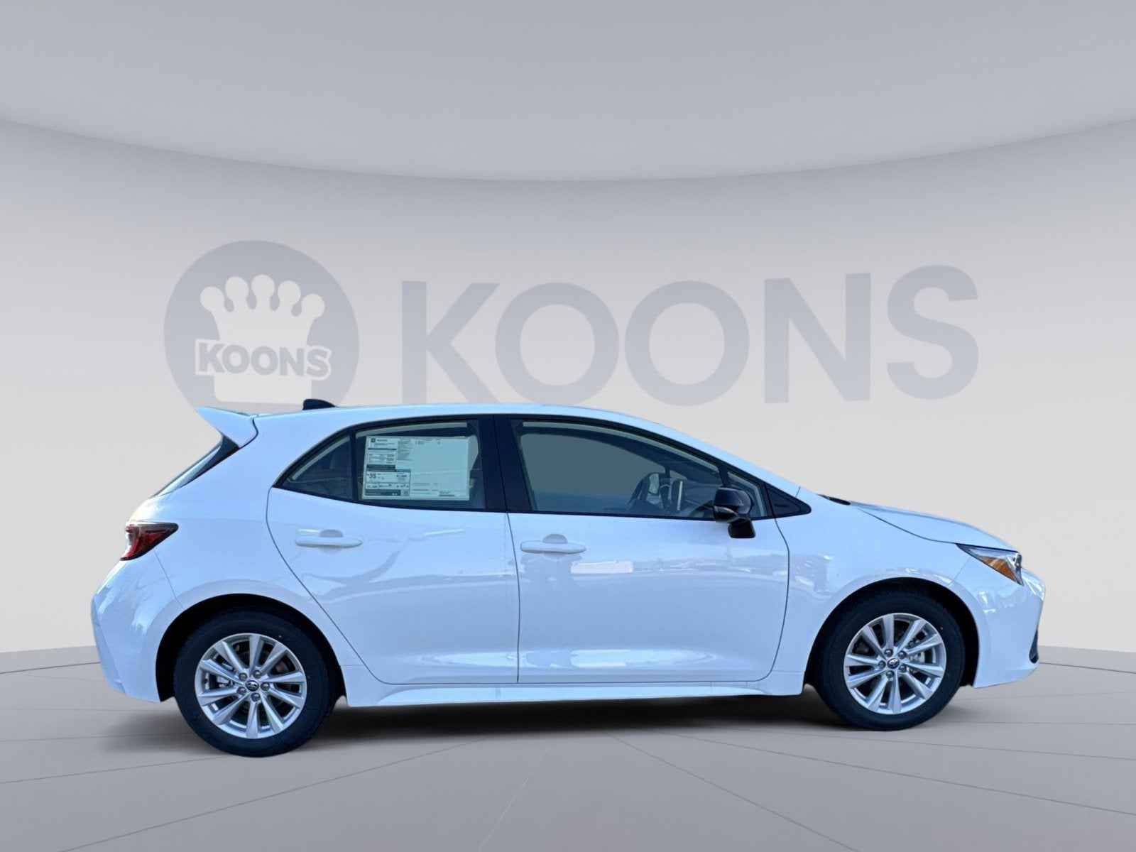 2026 Toyota Corolla Hatchback SE