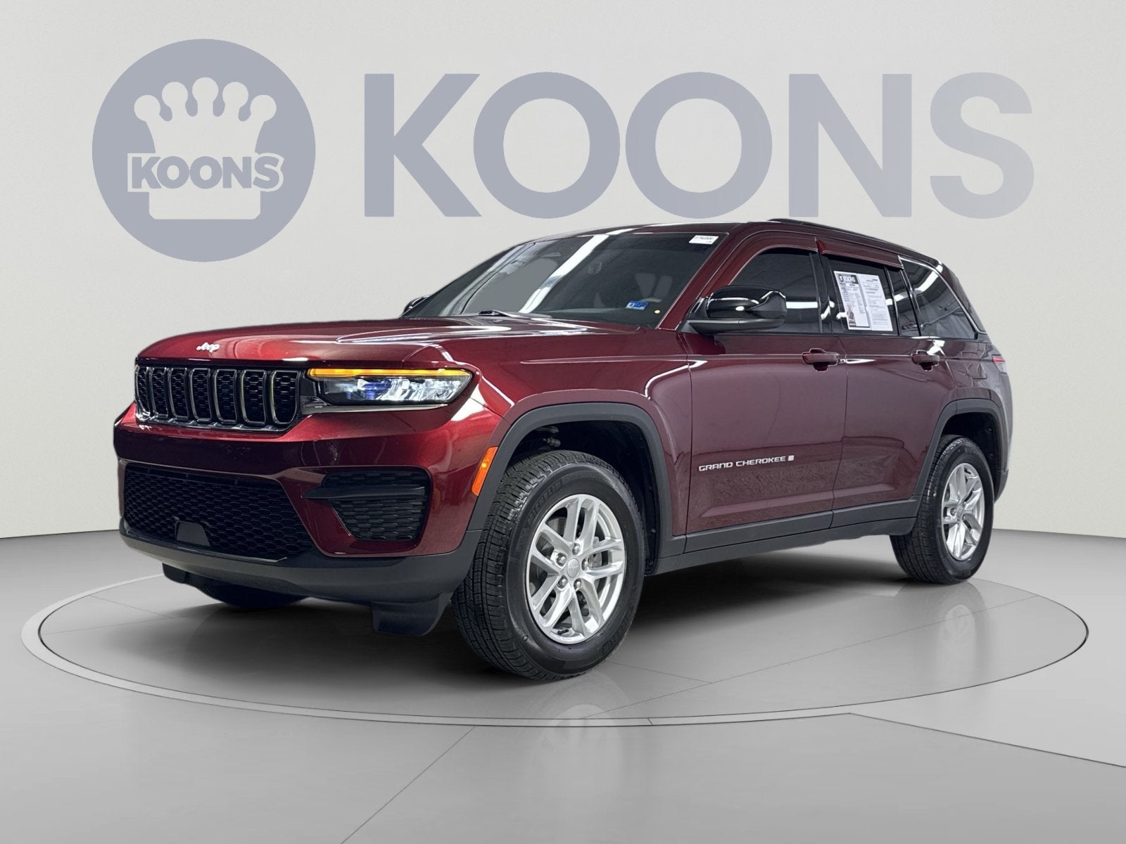 2025 Jeep Grand Cherokee Laredo