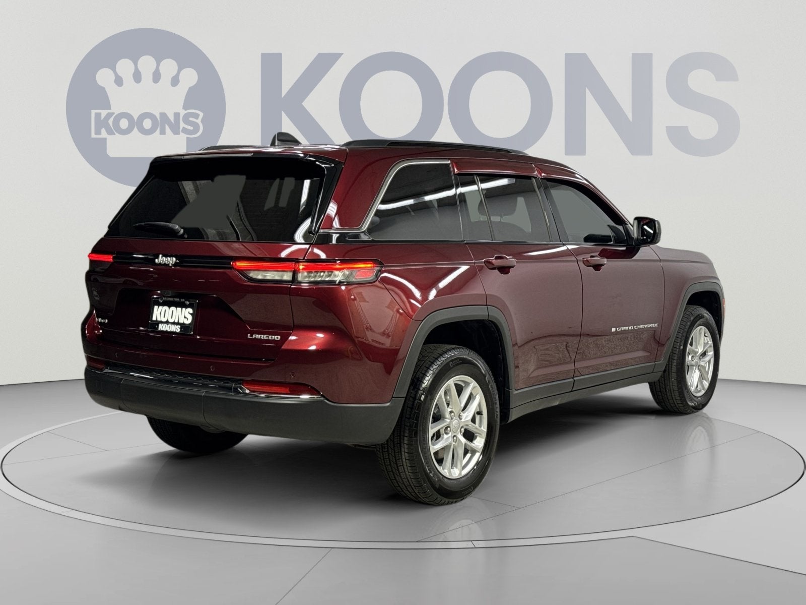 2025 Jeep Grand Cherokee Laredo