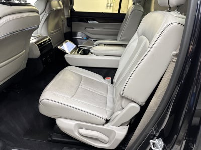 2023 Jeep Grand Wagoneer Series II