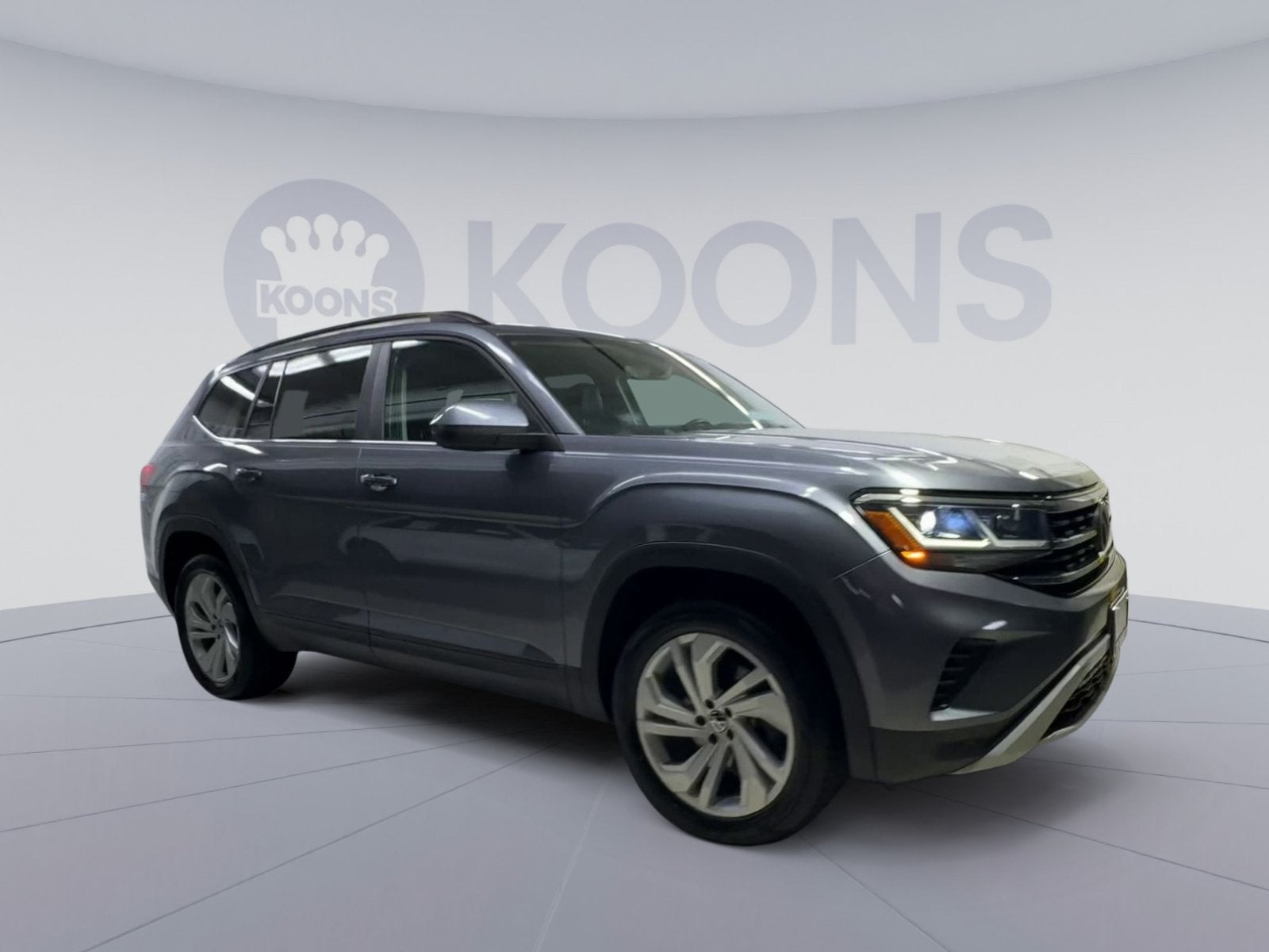 2022 Volkswagen Atlas 3.6L V6 SE w/Technology