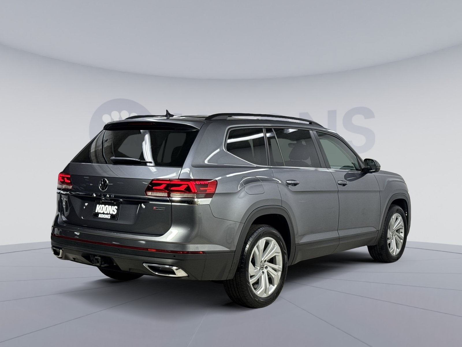 2022 Volkswagen Atlas 3.6L V6 SE w/Technology